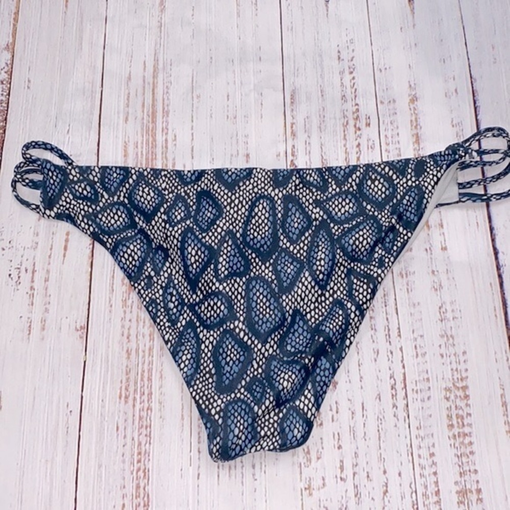 Cupshe Blue Python Snakeskin Print Bikini Bottoms… - image 8